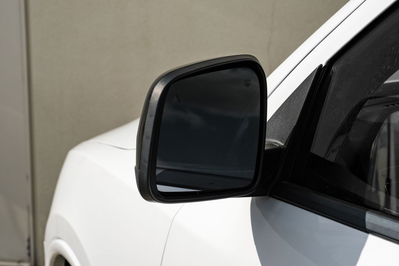 Dodge Durango Vehicle Main Gallery Image 38