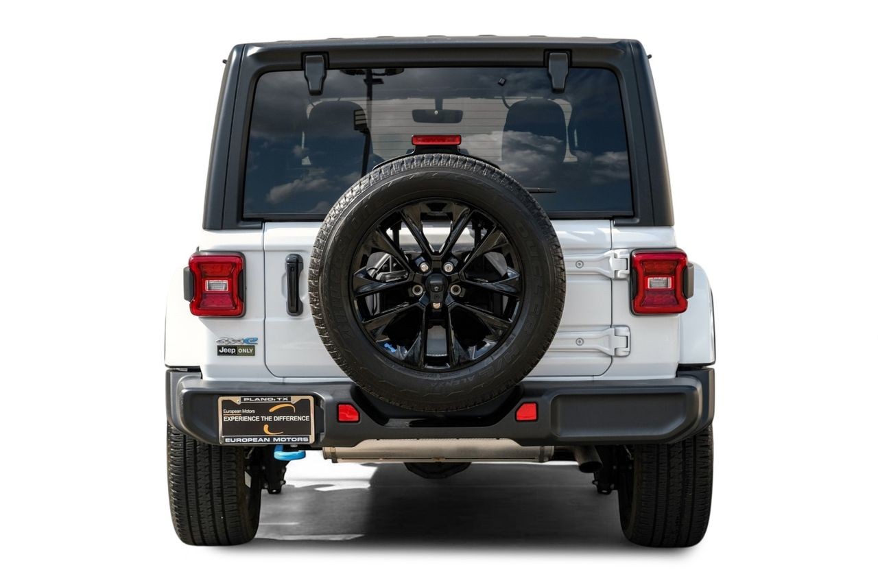 Jeep Wrangler 4xe Vehicle Main Gallery Image 09