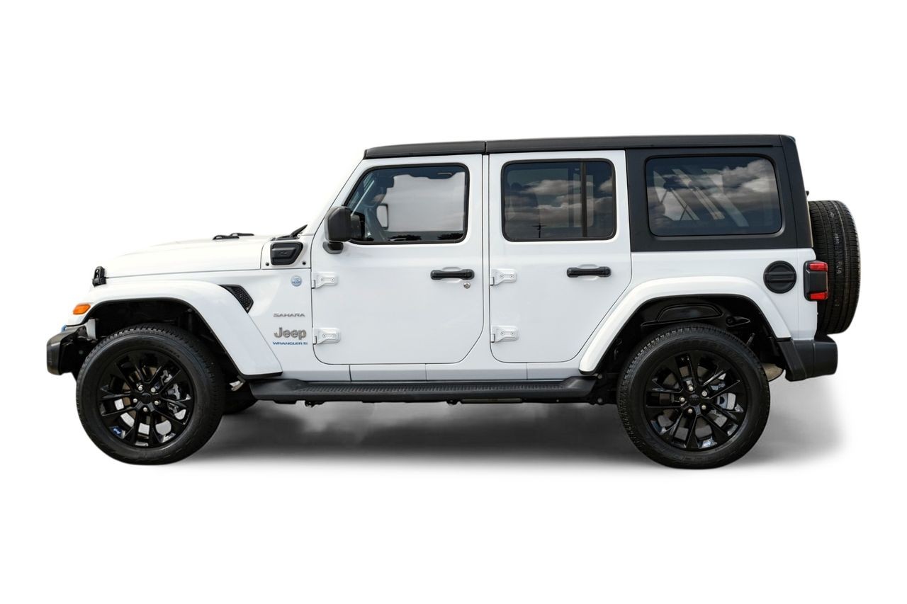 Jeep Wrangler 4xe Vehicle Main Gallery Image 11
