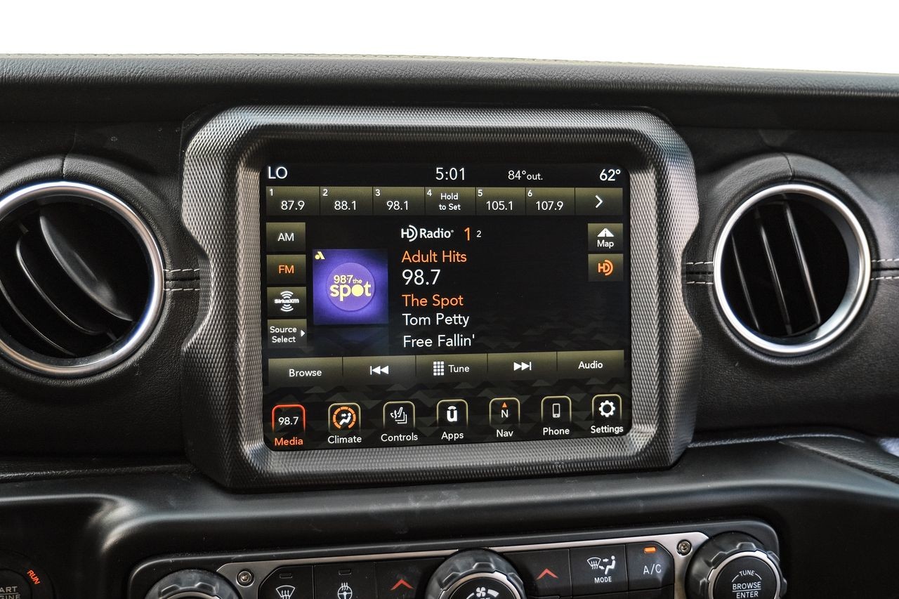Jeep Wrangler 4xe Vehicle Main Gallery Image 28