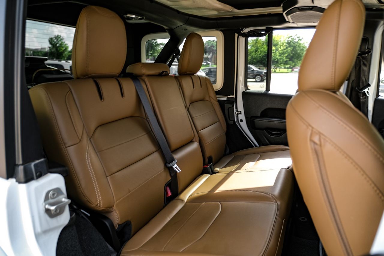 Jeep Wrangler 4xe Vehicle Main Gallery Image 33