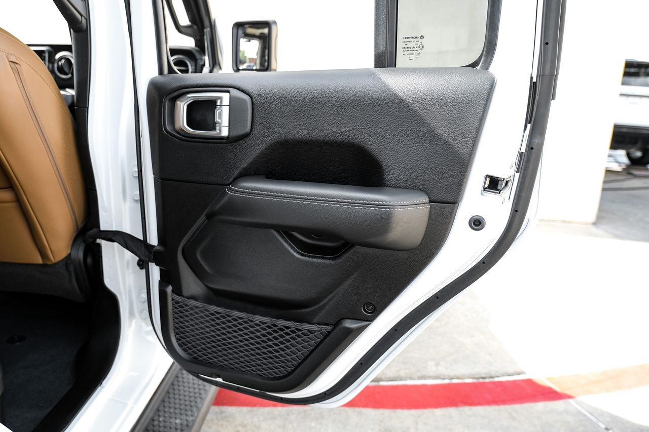 Jeep Wrangler 4xe Vehicle Main Gallery Image 40