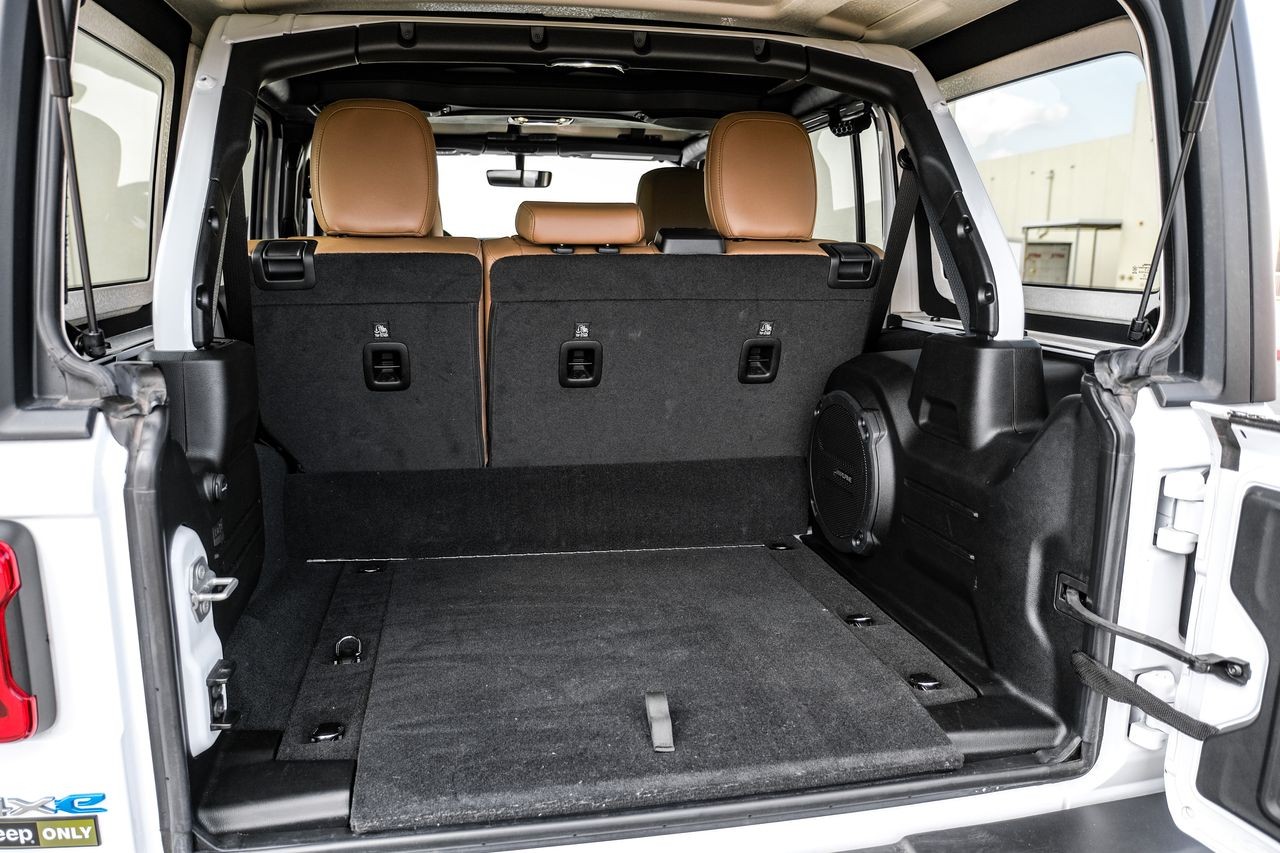 Jeep Wrangler 4xe Vehicle Main Gallery Image 44
