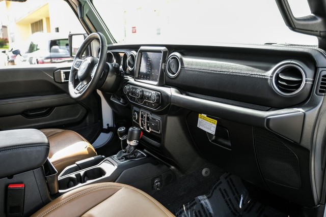 Jeep Wrangler 4xe Vehicle Main Gallery Image 12