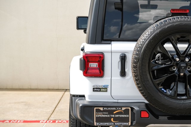 Jeep Wrangler 4xe Vehicle Main Gallery Image 42