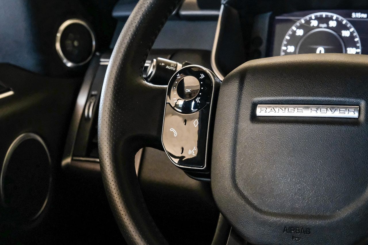 Land Rover Range Rover Sport Vehicle Main Gallery Image 17