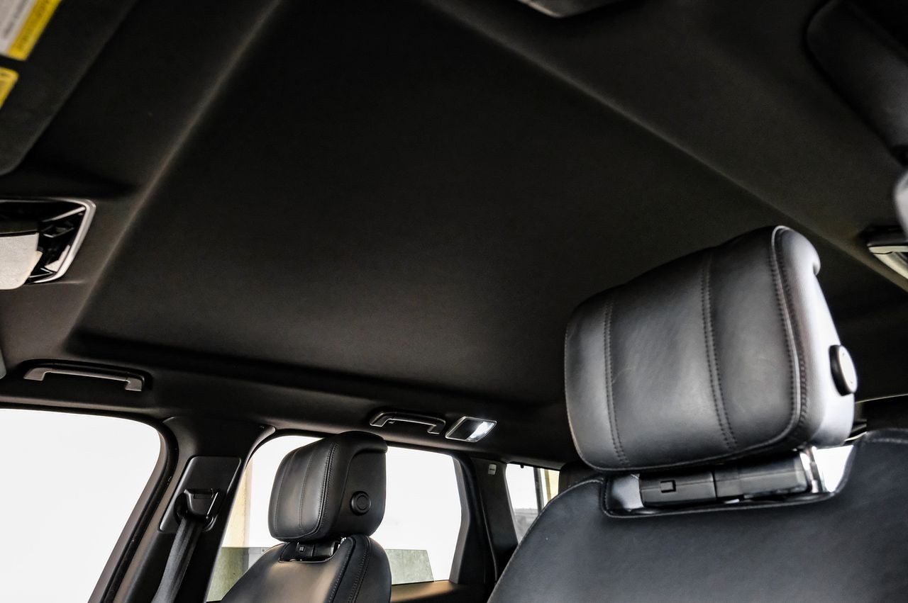 Land Rover Range Rover Sport Vehicle Main Gallery Image 35