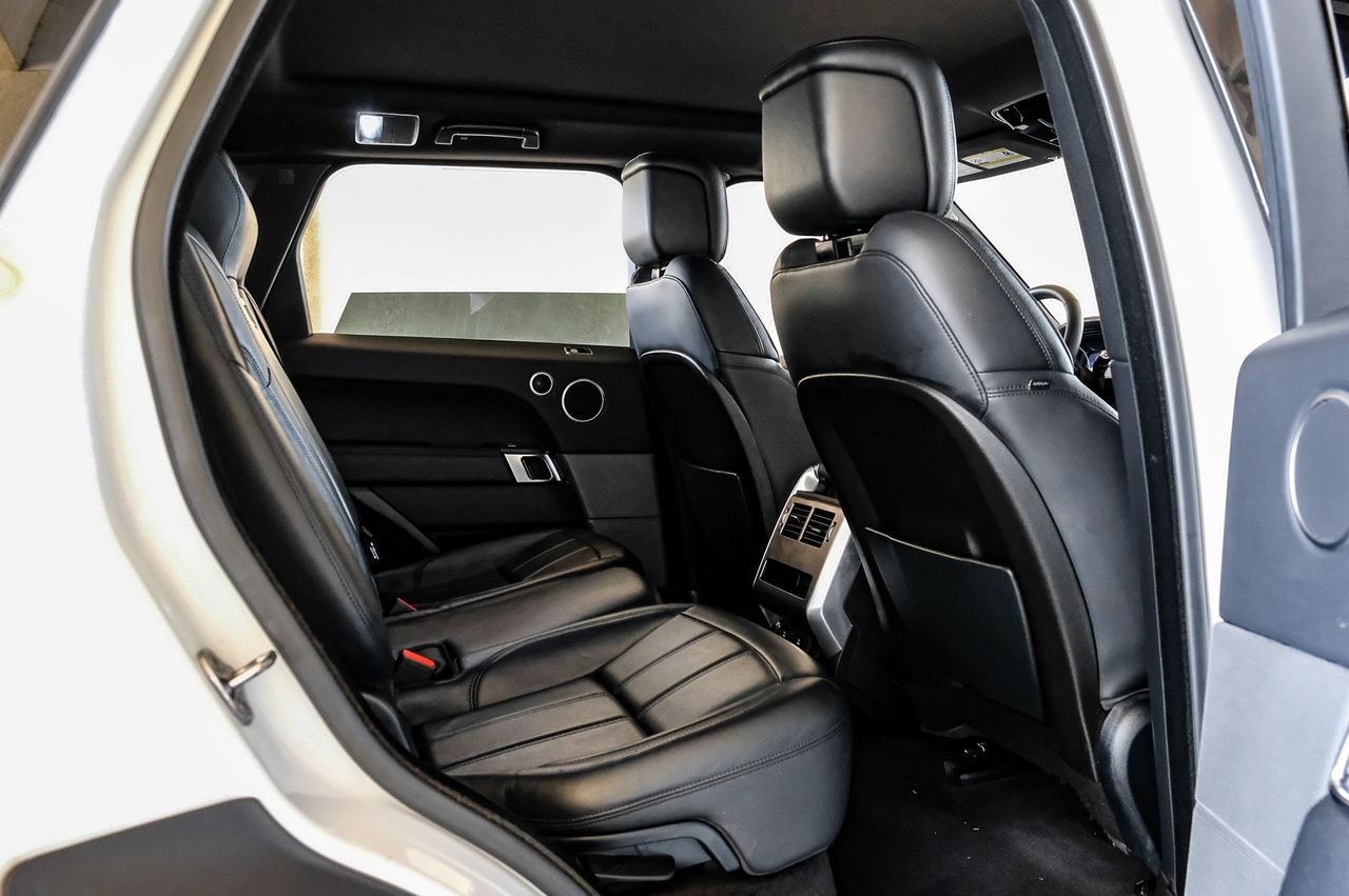 Land Rover Range Rover Sport Vehicle Main Gallery Image 41