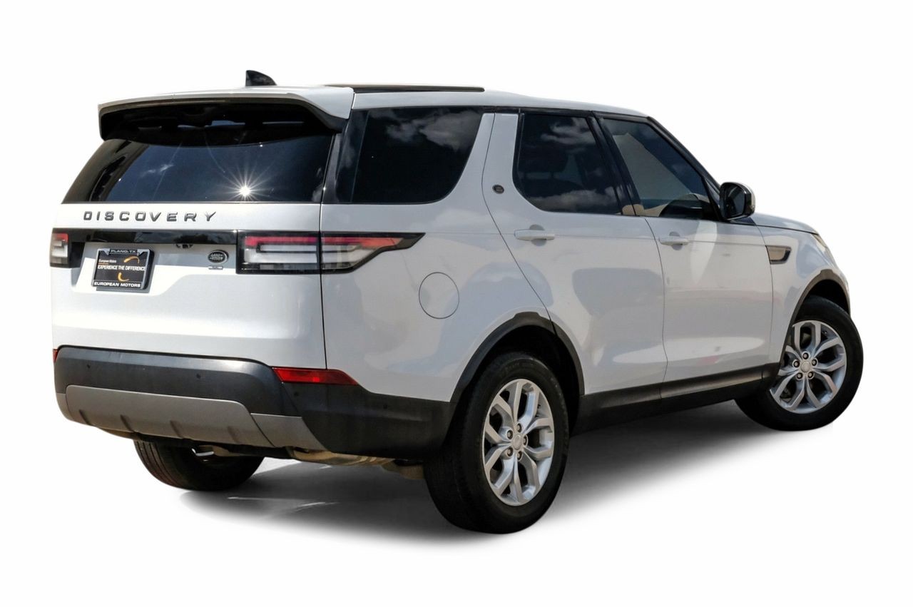 Land Rover Discovery Vehicle Main Gallery Image 09