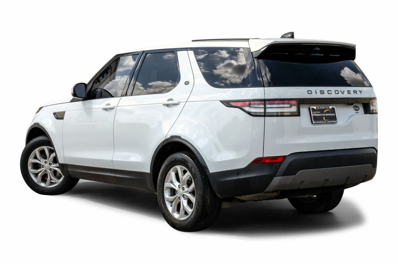 Land Rover Discovery Vehicle Main Gallery Image 11