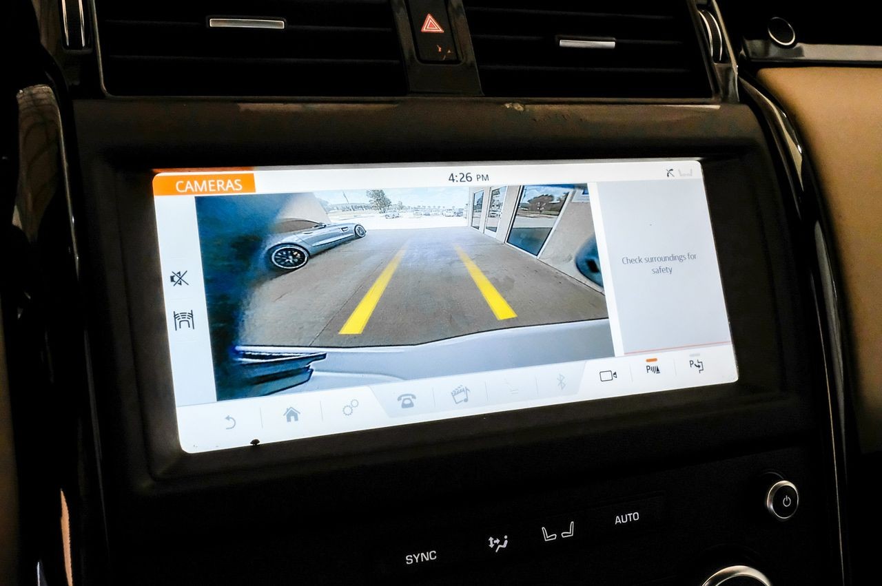 Land Rover Discovery Vehicle Main Gallery Image 22