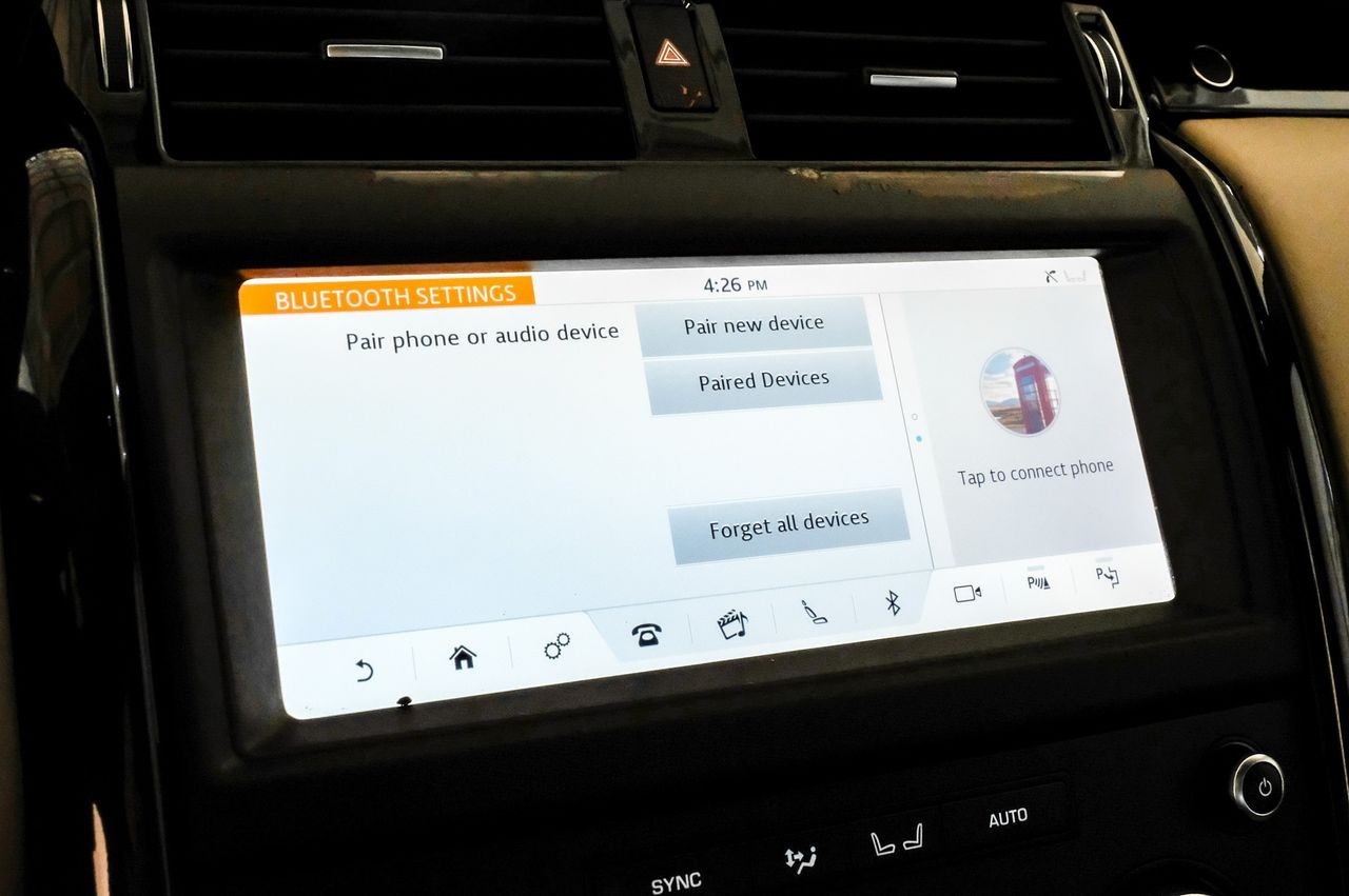 Land Rover Discovery Vehicle Main Gallery Image 35