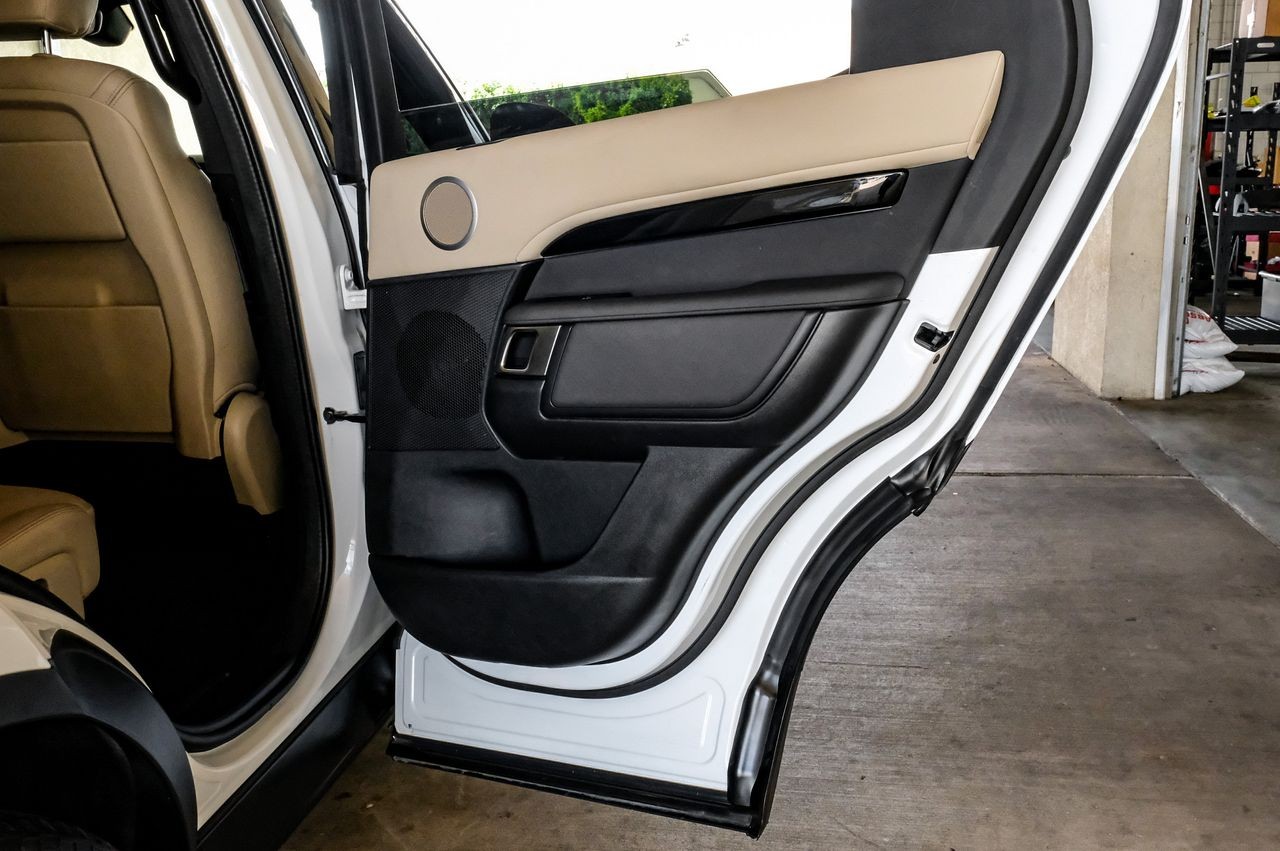 Land Rover Discovery Vehicle Main Gallery Image 48
