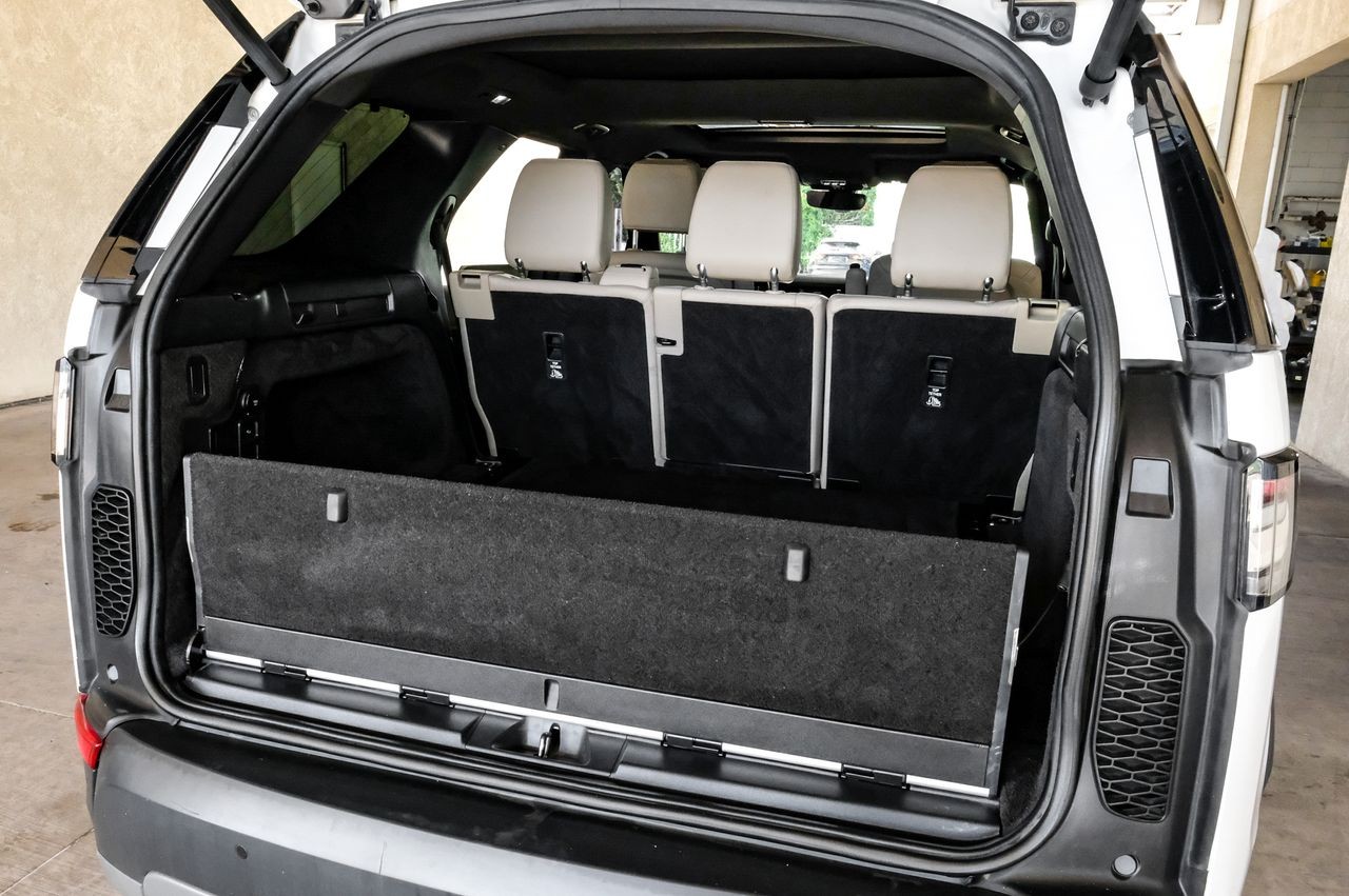 Land Rover Discovery Vehicle Main Gallery Image 51