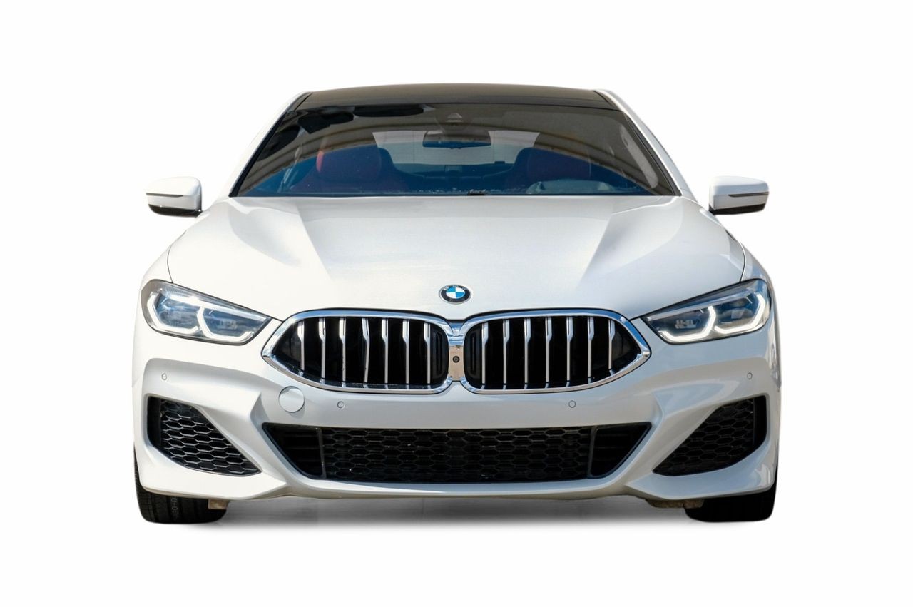 BMW 840i Gran Coupe Vehicle Main Gallery Image 06