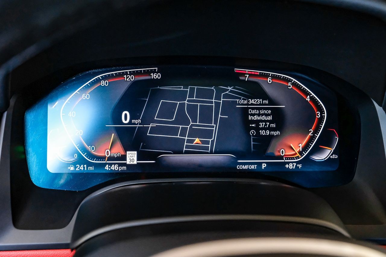 BMW 840i Gran Coupe Vehicle Main Gallery Image 20