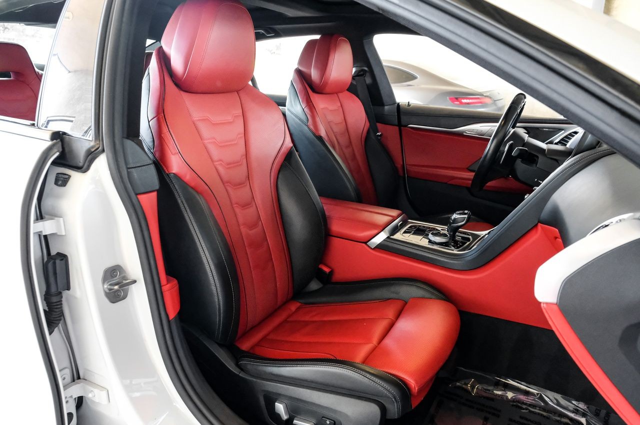 BMW 840i Gran Coupe Vehicle Main Gallery Image 44