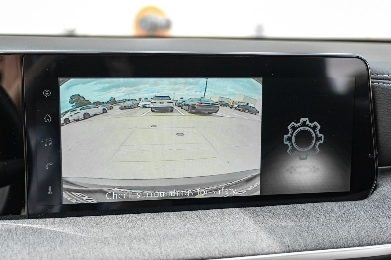Nissan Kicks Vehicle Main Gallery Image 20
