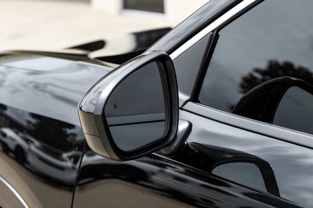 Nissan Kicks Vehicle Main Gallery Image 33