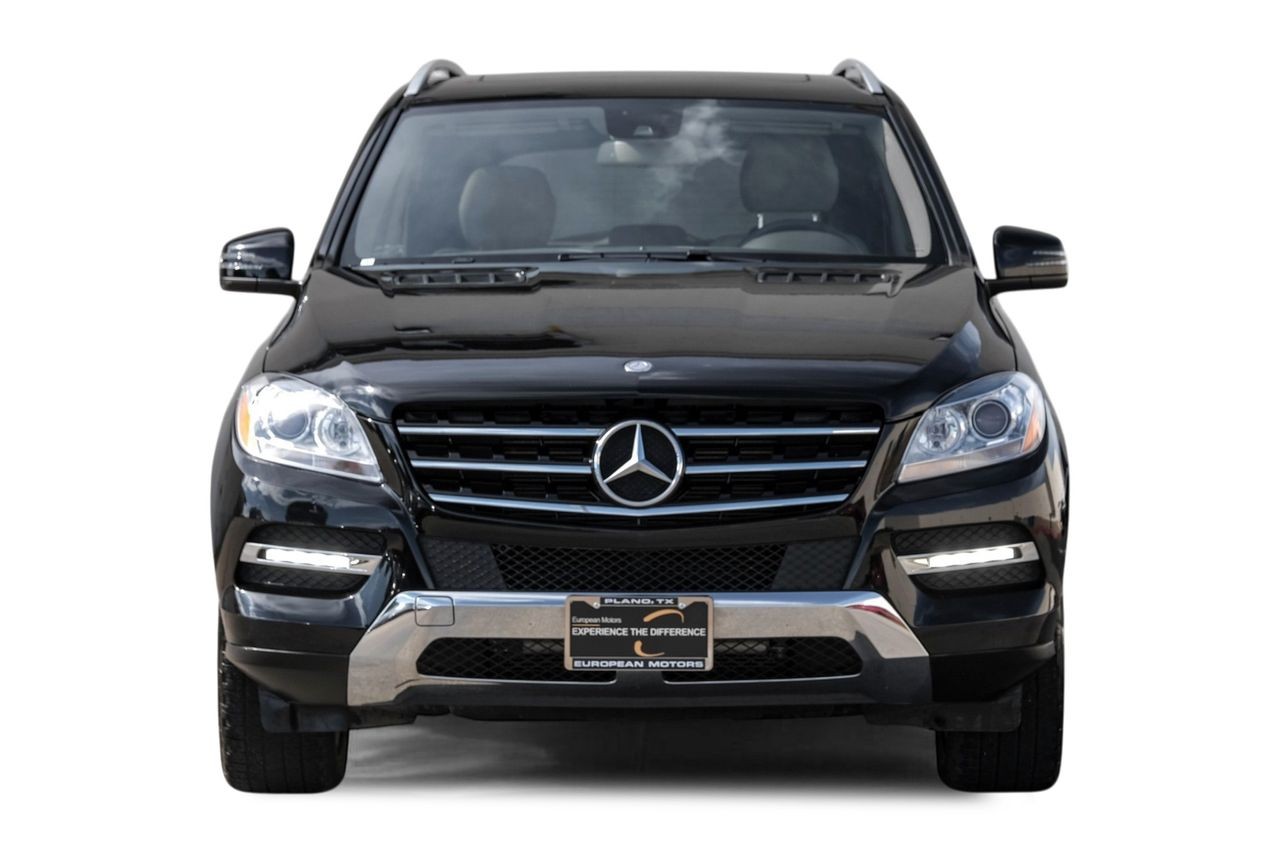 Mercedes-Benz ML 350 Vehicle Main Gallery Image 06
