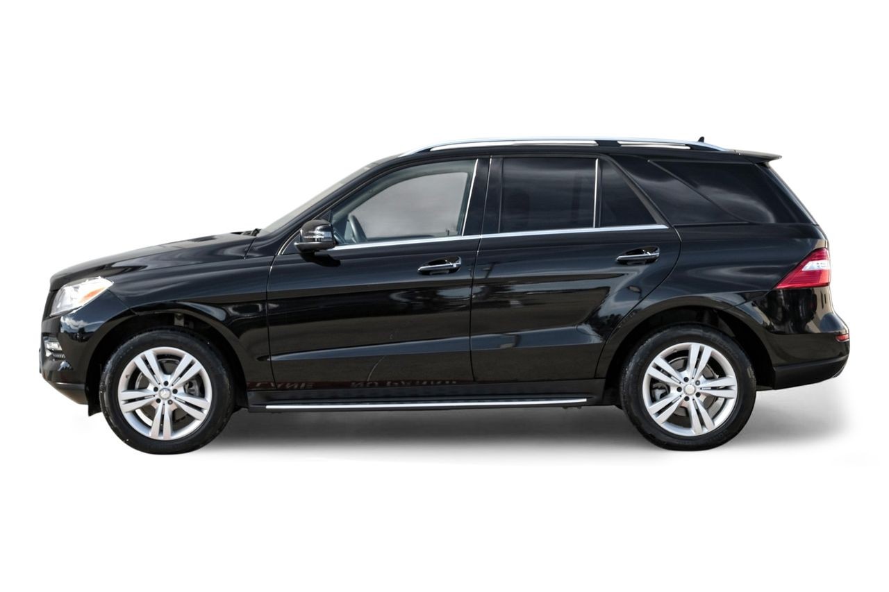 Mercedes-Benz ML 350 Vehicle Main Gallery Image 12