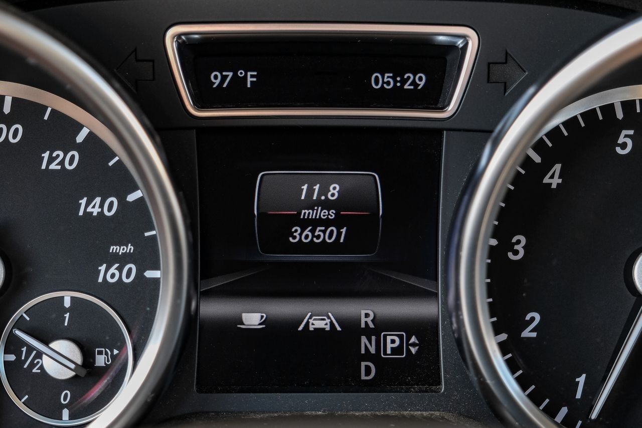 Mercedes-Benz ML 350 Vehicle Main Gallery Image 20