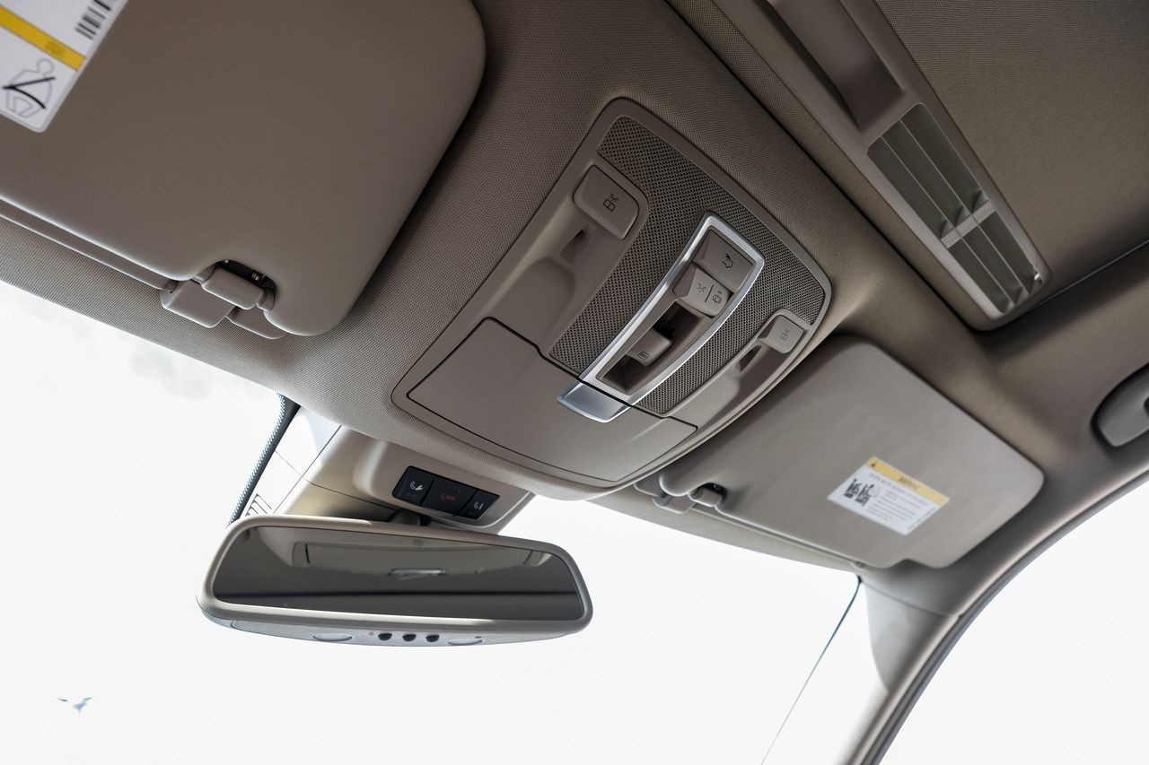 Mercedes-Benz ML 350 Vehicle Main Gallery Image 29