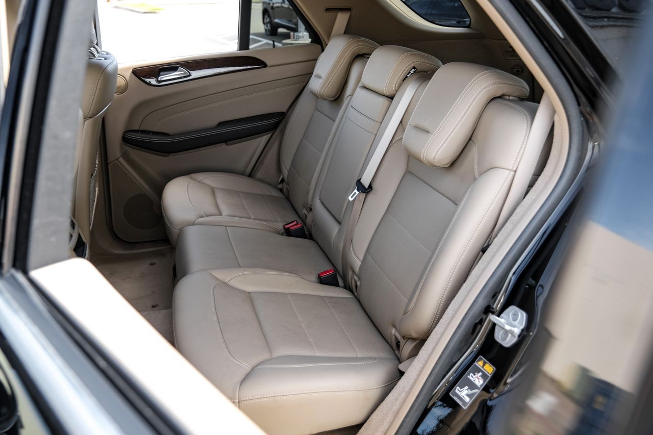Mercedes-Benz ML 350 Vehicle Main Gallery Image 42