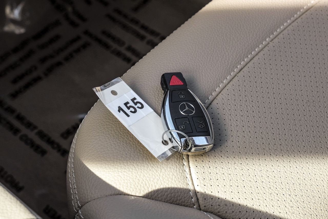 Mercedes-Benz ML 350 Vehicle Main Gallery Image 54