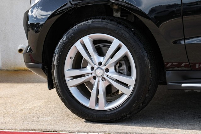 Mercedes-Benz ML 350 Vehicle Main Gallery Image 52