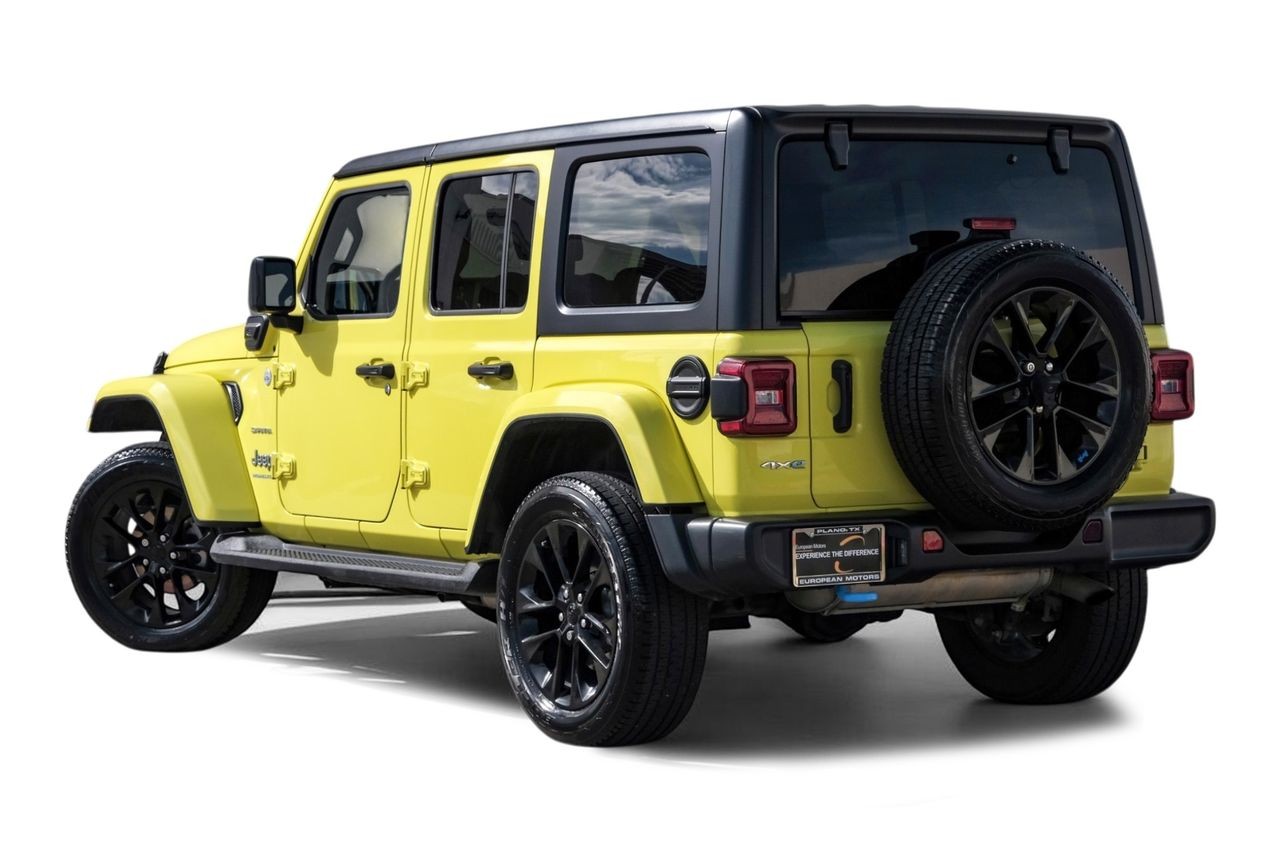 Jeep Wrangler Vehicle Main Gallery Image 10