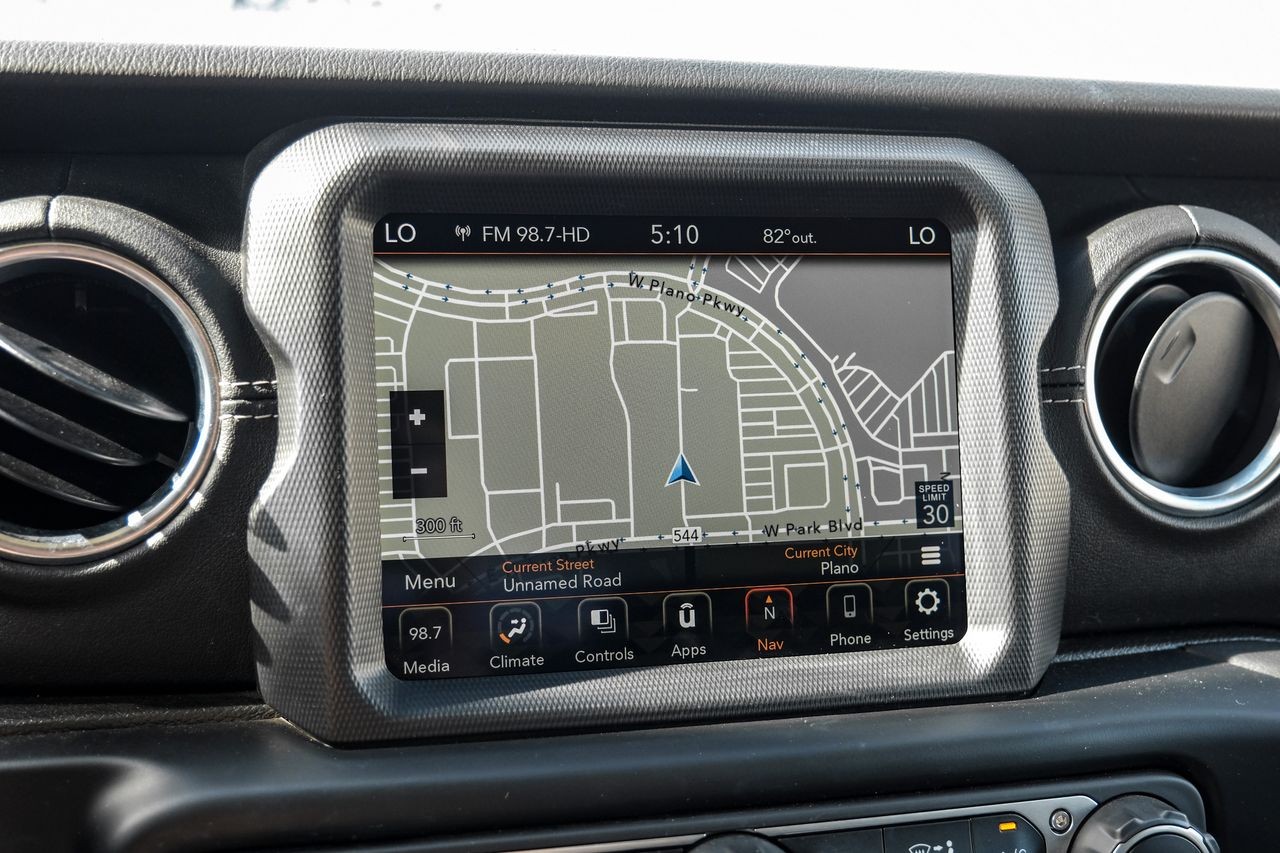 Jeep Wrangler Vehicle Main Gallery Image 18
