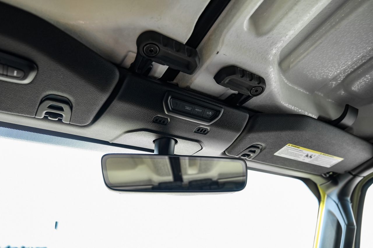 Jeep Wrangler Vehicle Main Gallery Image 25