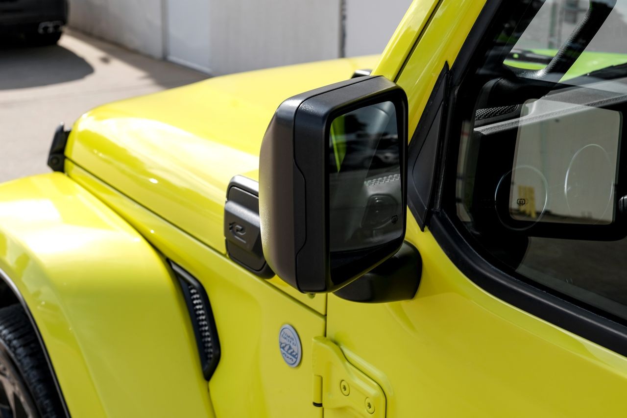 Jeep Wrangler Vehicle Main Gallery Image 40
