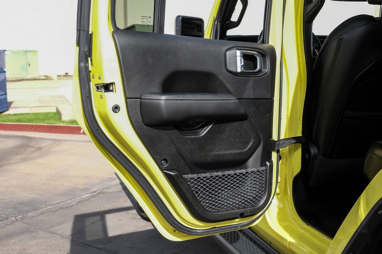 Jeep Wrangler Vehicle Main Gallery Image 44