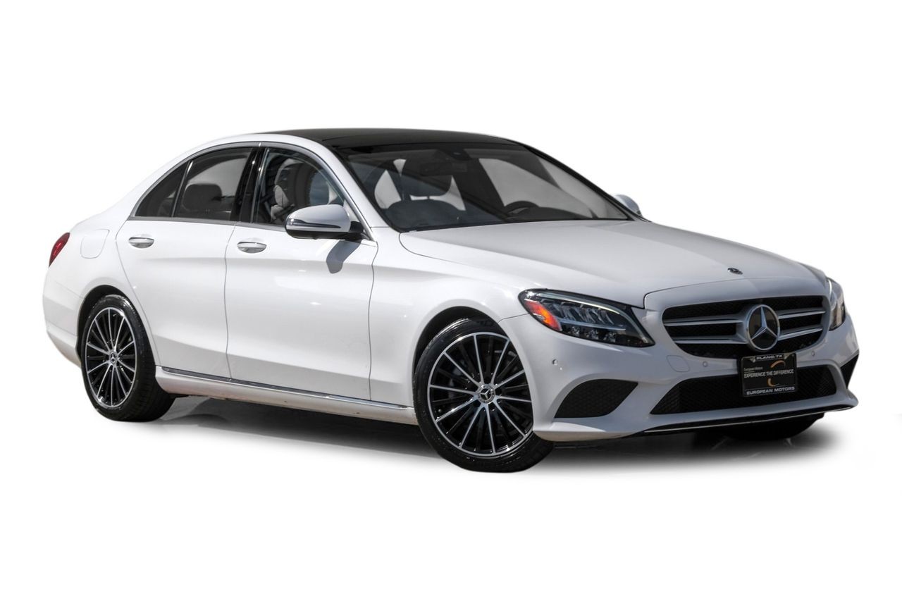 Mercedes-Benz C 300 Vehicle Main Gallery Image 07
