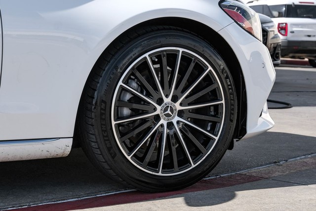Mercedes-Benz C 300 Vehicle Main Gallery Image 50
