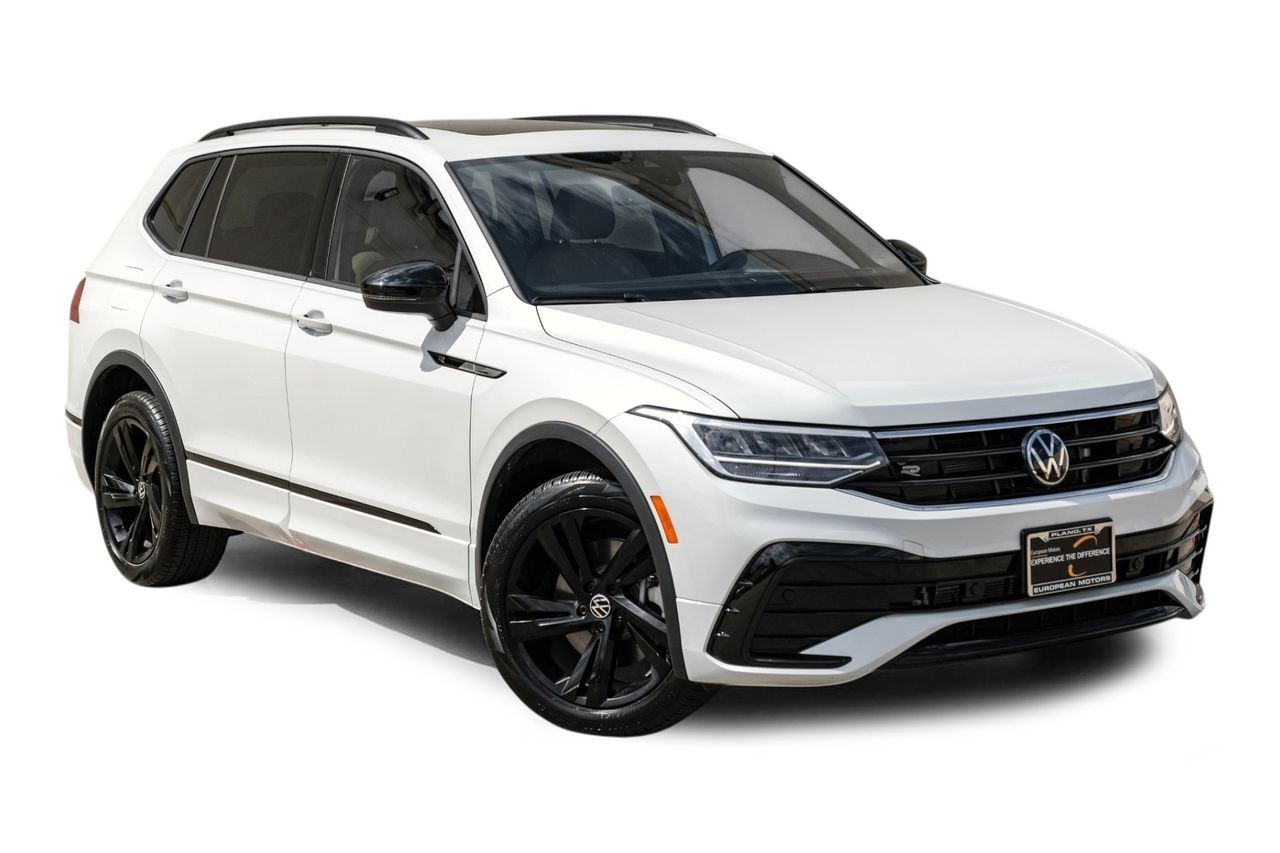 Volkswagen Tiguan Vehicle Main Gallery Image 07