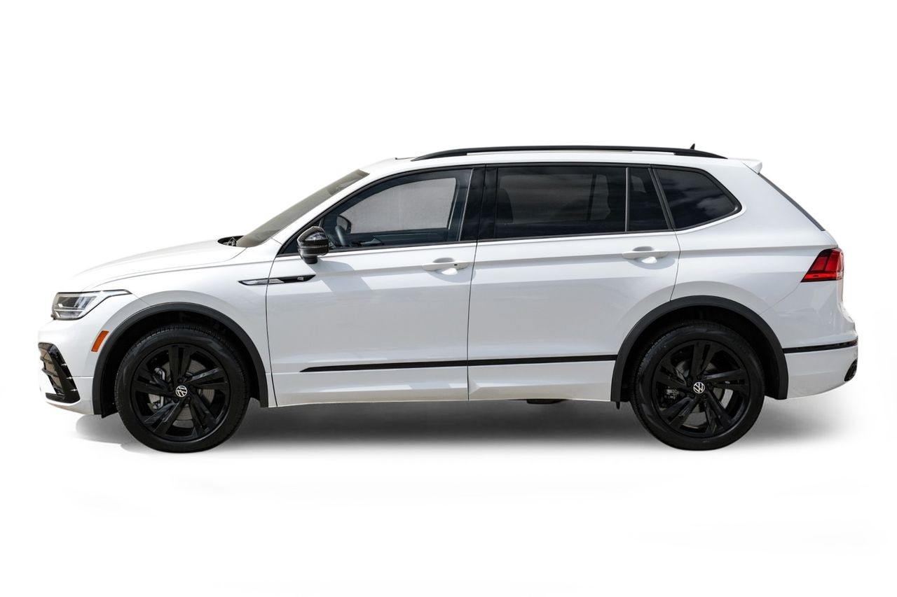Volkswagen Tiguan Vehicle Main Gallery Image 12
