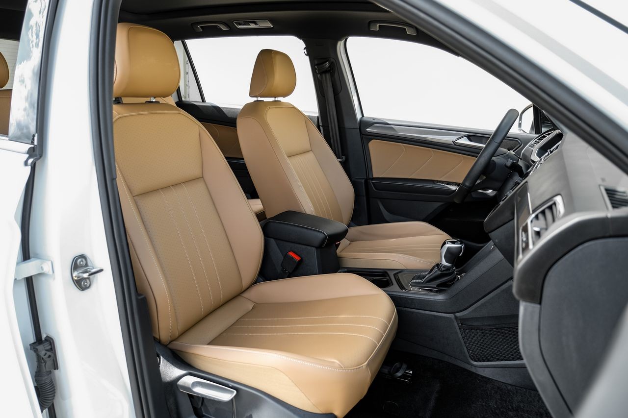 Volkswagen Tiguan Vehicle Main Gallery Image 33