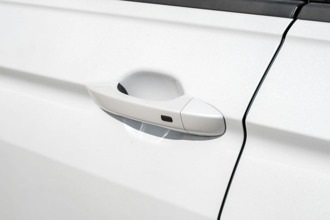 Volkswagen Tiguan Vehicle Main Gallery Image 43