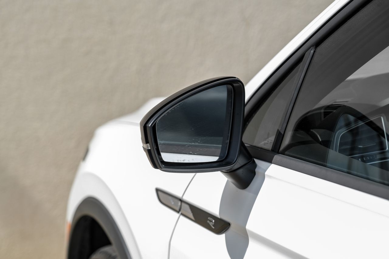 Volkswagen Tiguan Vehicle Main Gallery Image 44