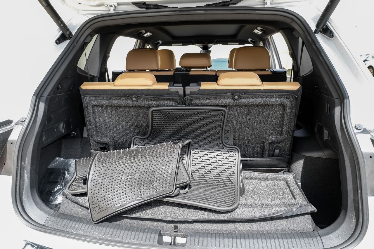 Volkswagen Tiguan Vehicle Main Gallery Image 47
