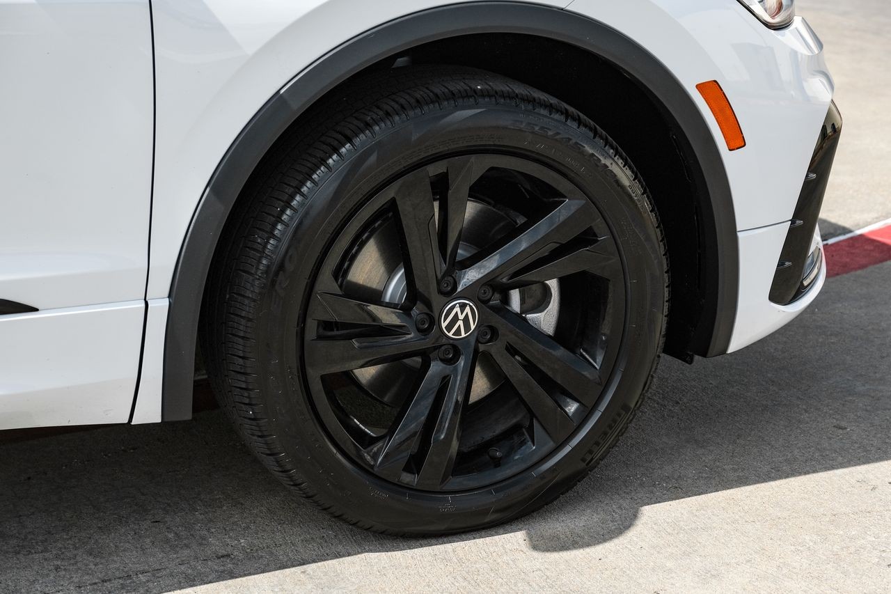 Volkswagen Tiguan Vehicle Main Gallery Image 51