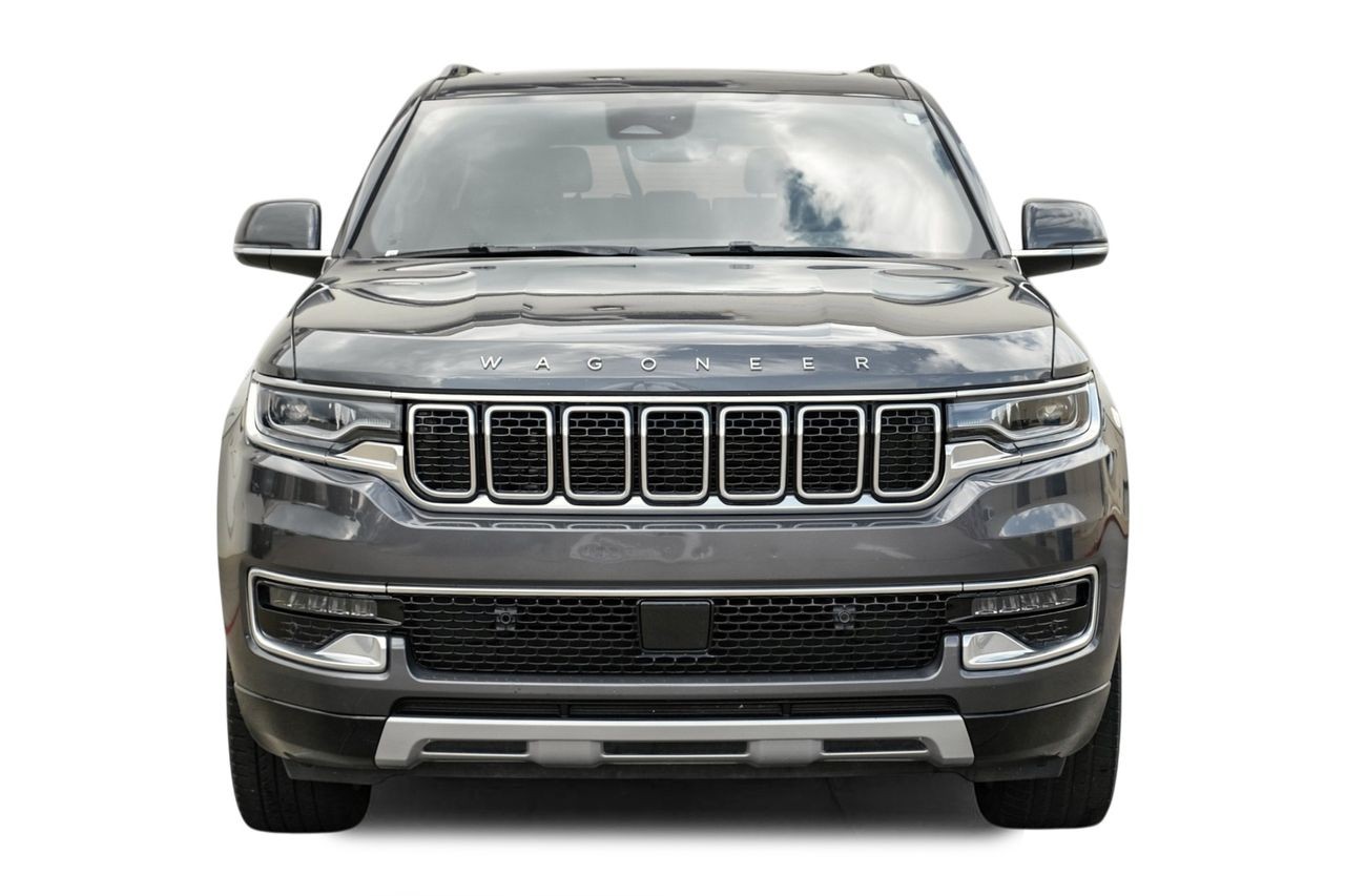 Jeep Wagoneer Vehicle Main Gallery Image 06