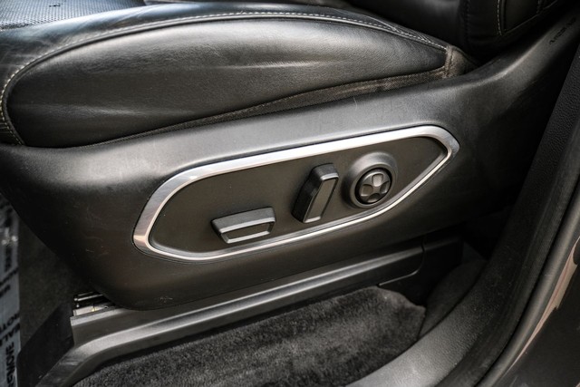 Jeep Wagoneer Vehicle Main Gallery Image 29