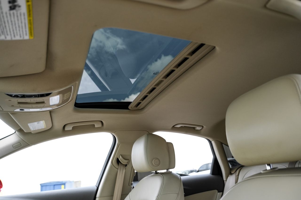 Audi A6 Vehicle Main Gallery Image 05