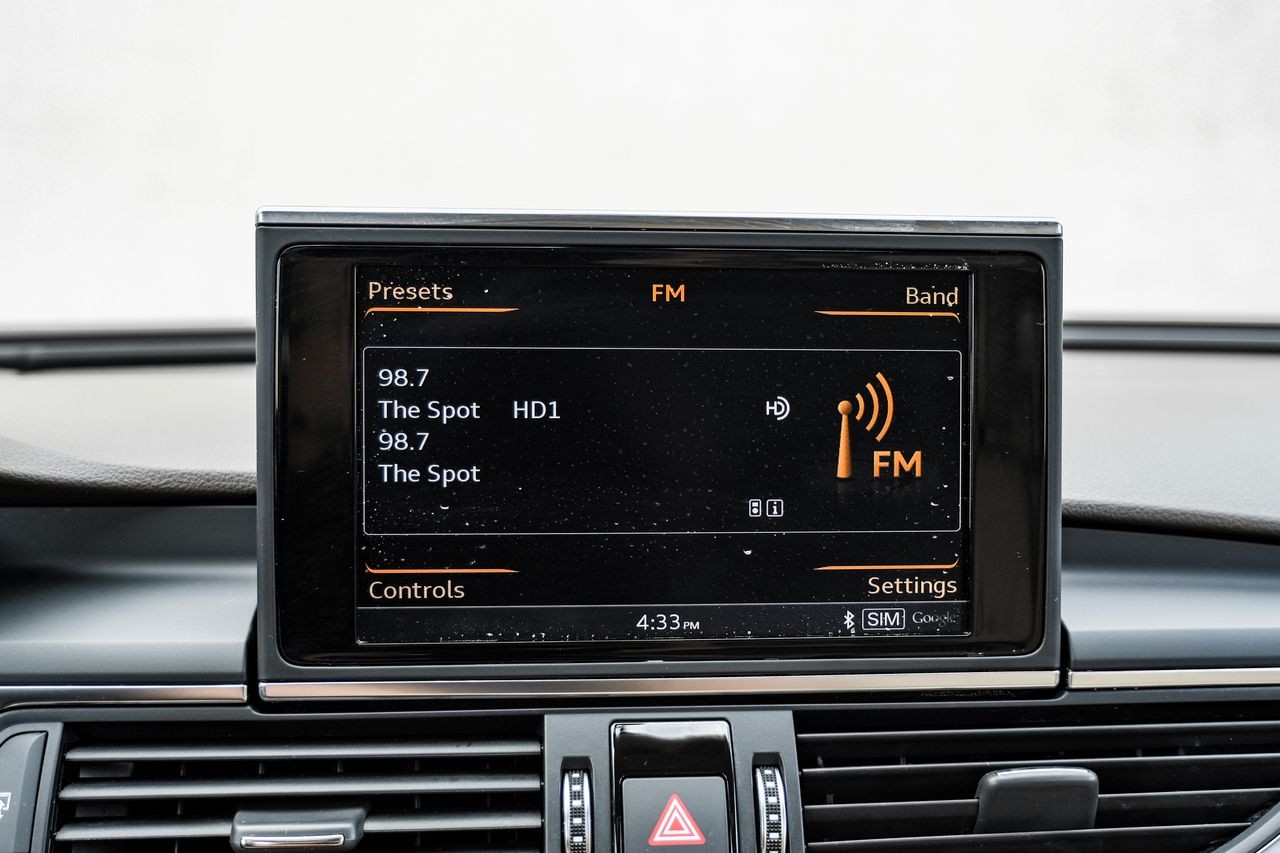 Audi A6 Vehicle Main Gallery Image 30