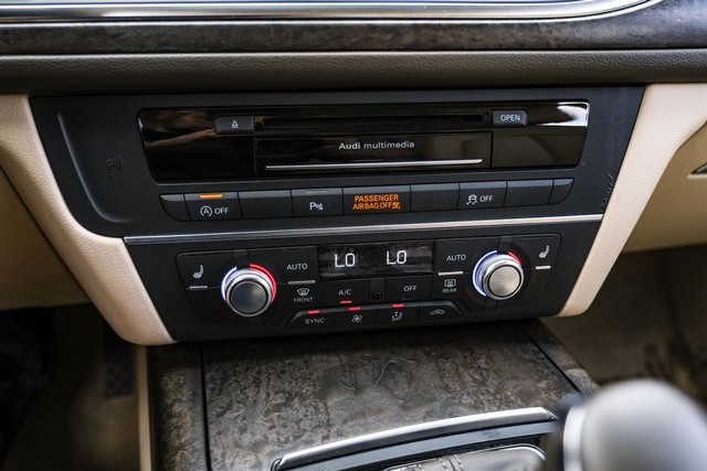 Audi A6 Vehicle Main Gallery Image 28
