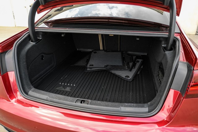 Audi A6 Vehicle Main Gallery Image 49